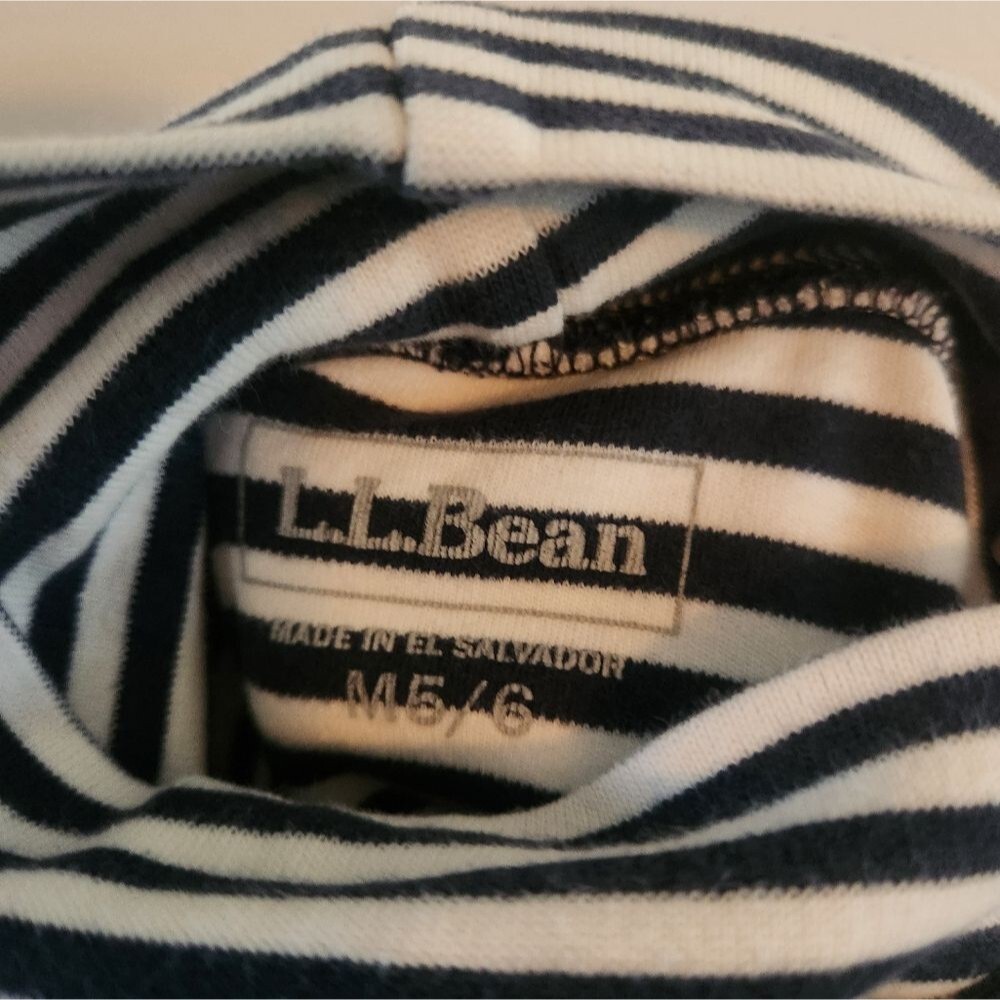 L. L. Bean Turtleneck Size M 5/6